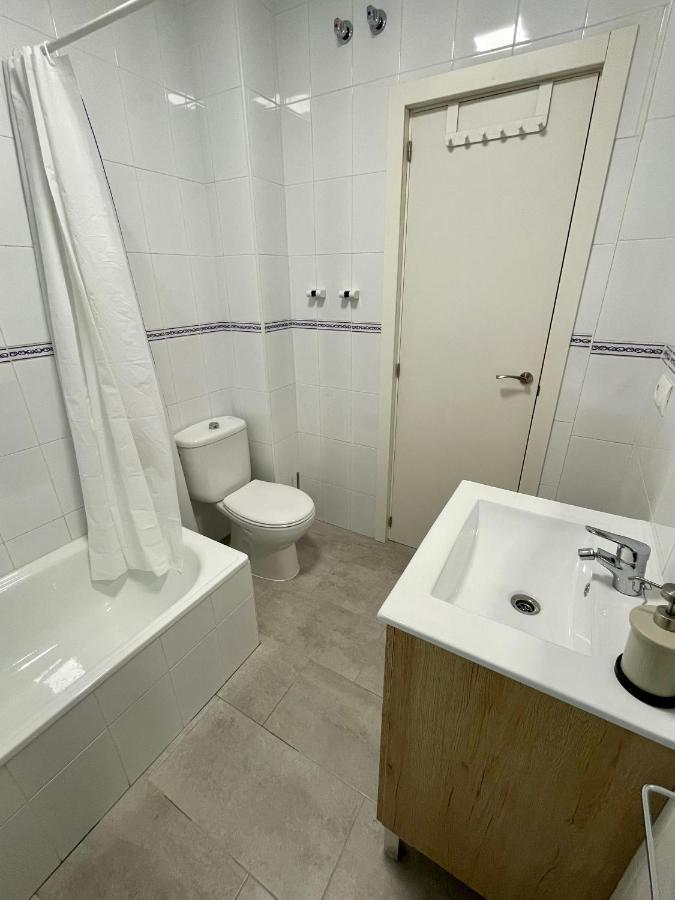Apartamento Conil Playa & Centrico, Con Aire Acond Y Wifi -Solo Familias Y Parejas- Конил-де-ла-Фронтера Екстериор снимка