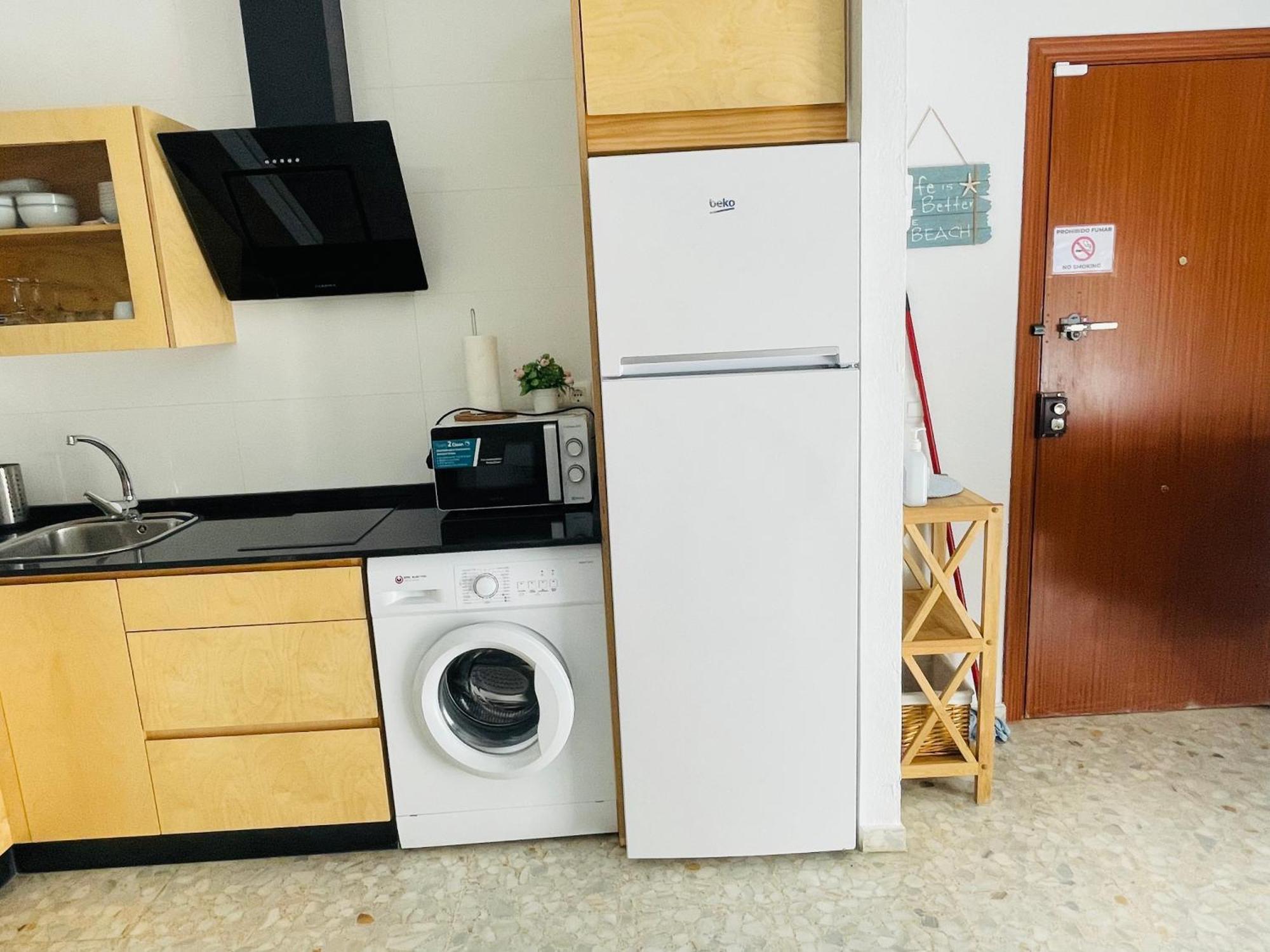 Apartamento Conil Playa & Centrico, Con Aire Acond Y Wifi -Solo Familias Y Parejas- Конил-де-ла-Фронтера Екстериор снимка